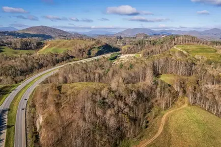 Dreißig Kilometer Autobahn: Die ŘSD verspricht, den südlichen Abschnitt der M3 vor Weihnachten zu eröffnen.