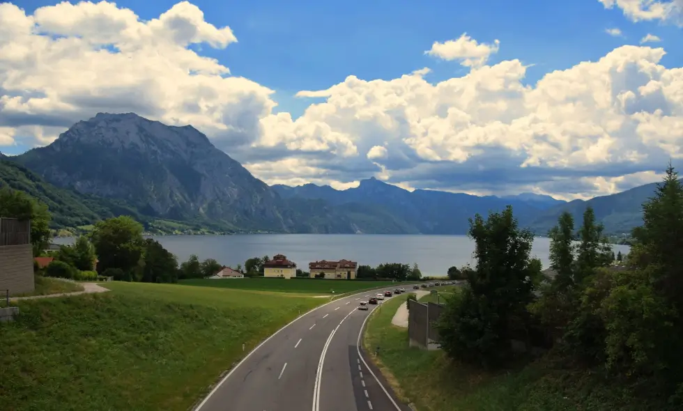 Austriacka sieć autostrad – bezpieczna i szybka podróż